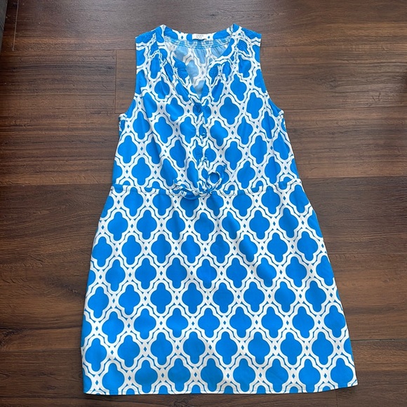 Crown & Ivy pre loved Blue/ White Print Midi Dress with drawstring. - Picture 3 of 7